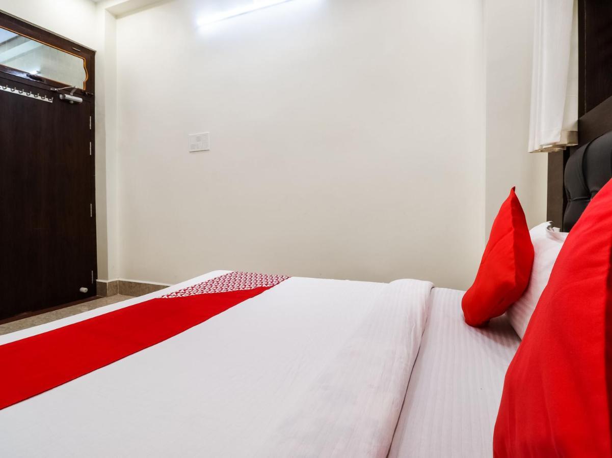 Oyo 70574 Chowdhury Lodge Bankura Екстер'єр фото